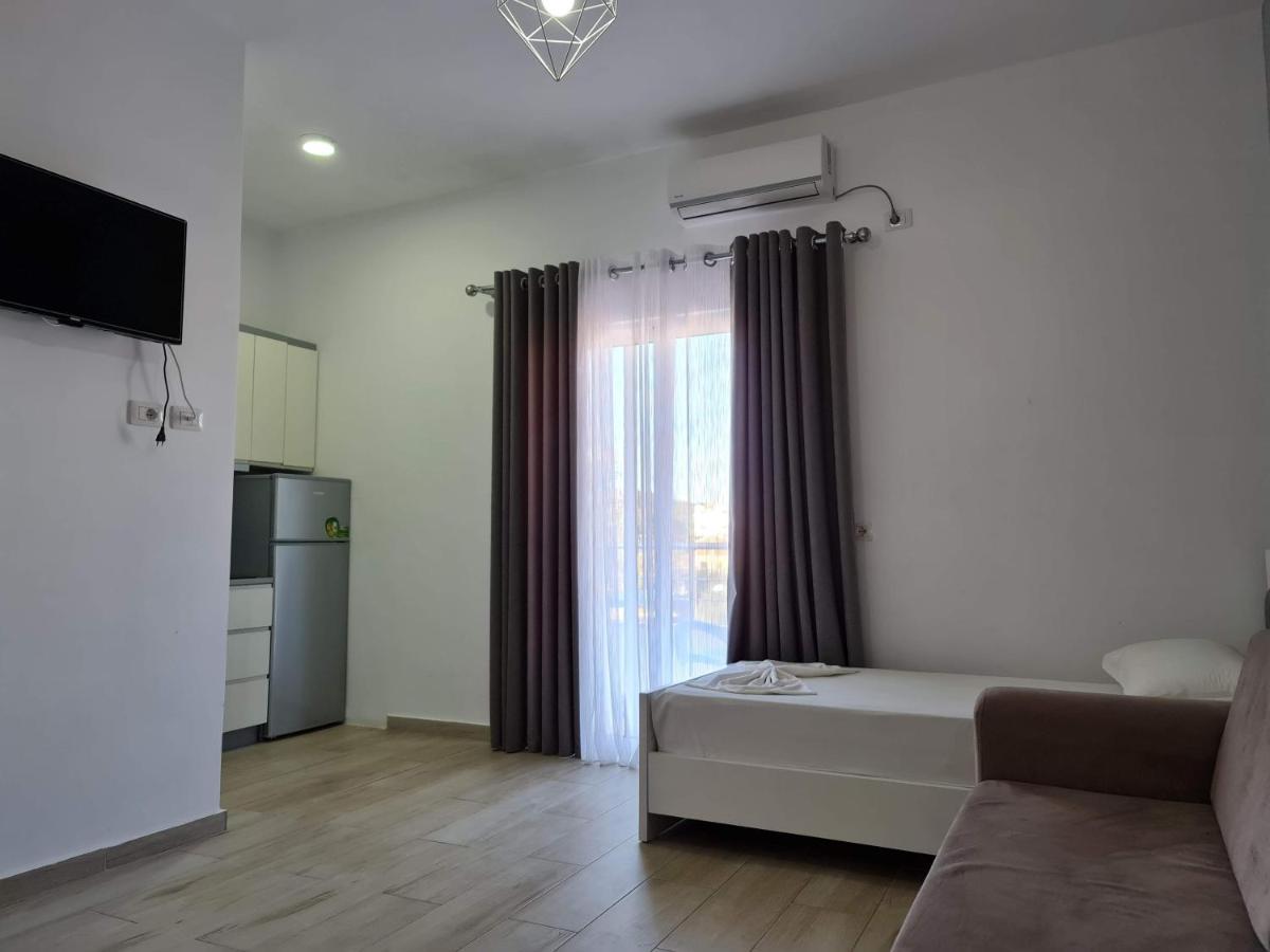 Summer Time Hotel Ксамил Экстерьер фото